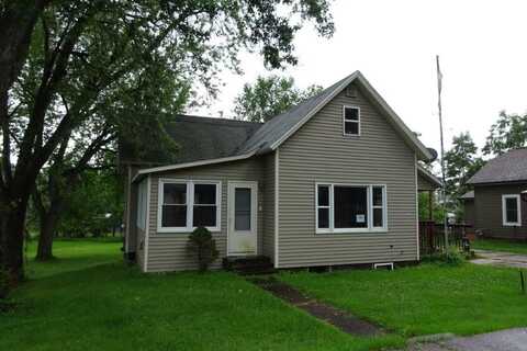 110 E 9th Street, Neillsville, WI 54456