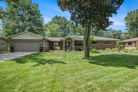 53321 Suzanne Avenue, Shelby, MI 48316