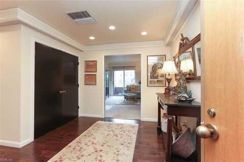 215 Brooke Avenue, Norfolk, VA 23510