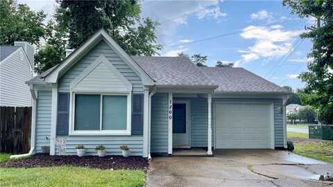 1300 Debbs Lane, Chesapeake, VA 23320