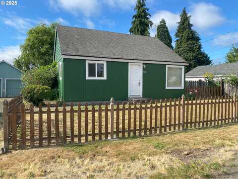 33660 SE MYRTLE ST, Scappoose, OR 97056