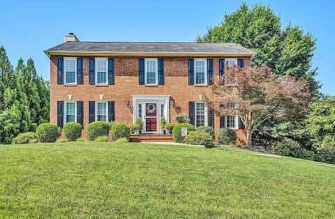 297 Applewood DR, Roanoke, VA 24019