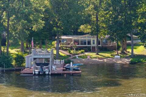156 E Cove Dr, Macon, NC 27551