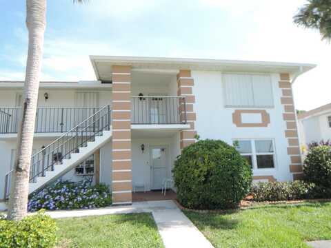 1209 S Lakes End Drive, Fort Pierce, FL 34982