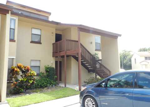 1110 Lakeview Dr East, Royal Palm Beach, FL 33411