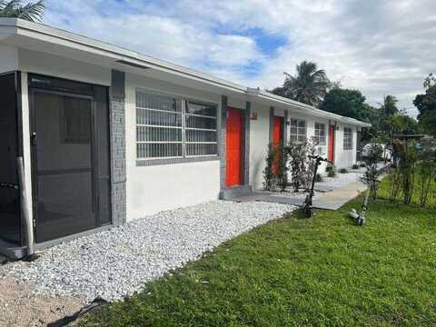 512 SW 7th Street, Hallandale Beach, FL 33009