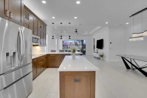 15010 Rapolla Drive, Delray Beach, FL 33446