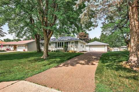 8761 Indahl Avenue S, Cottage Grove, MN 55016