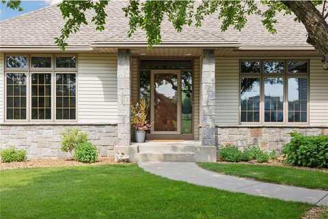 2618 Imperial Avenue N, Lake Elmo, MN 55042