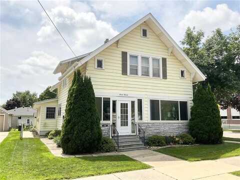 711 8th Avenue NW, Austin, MN 55912