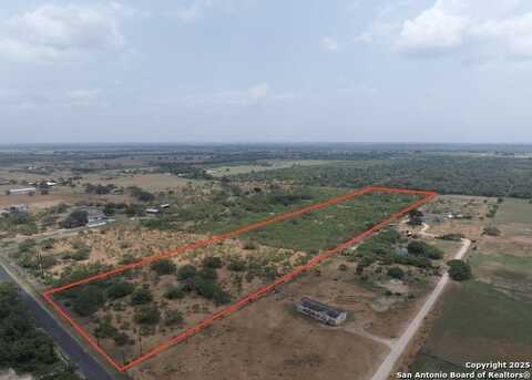 12 Ac Cr 307, Jourdanton, TX 78026