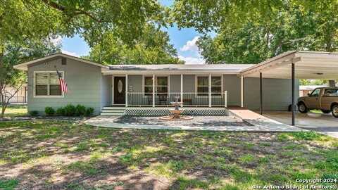 404 Reiley Rd, Seguin, TX 78155