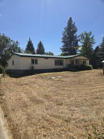 11512 E Bridges Rd, Elk, WA 99009