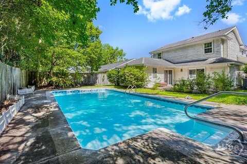 13 Tara Manor Drive, Savannah, GA 31406
