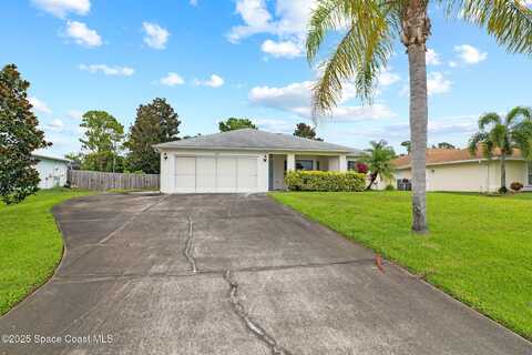 934 Bermuda Avenue, Sebastian, FL 32958