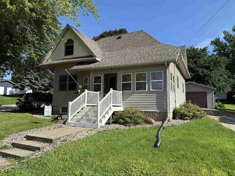 916 Diagonal Street, Highland, WI 53543