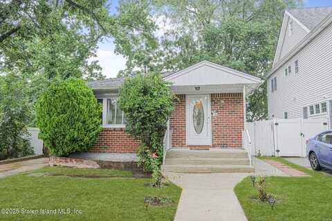 67 Archwood Avenue, Staten Island, NY 10312