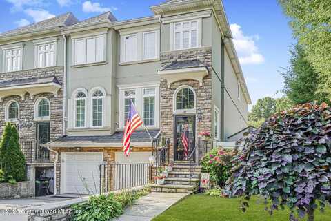 104 Presentation Circle, Staten Island, NY 10312