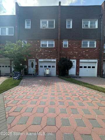 51 Yacht Club Cove Street, Staten Island, NY 10308