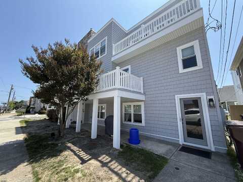 100 S Stratford Ave, Ventnor City, NJ 08406