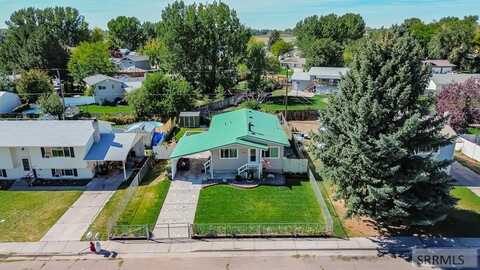 1530 Vernon Avenue, Blackfoot, ID 83221