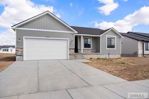 6867 Chapelle Avenue, Idaho Falls, ID 83402