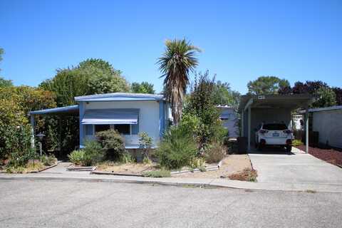 2252 Table Rock Road, Medford, OR 97501