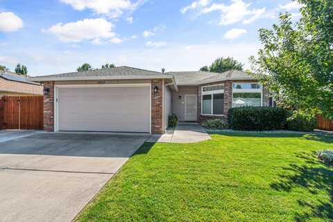 1907 Layla Drive, Medford, OR 97501
