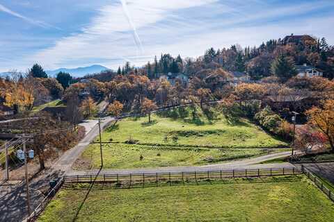 721 Brookdale Avenue, Medford, OR 97504