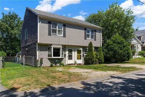 43 Garfield Street, Newport, RI 02840