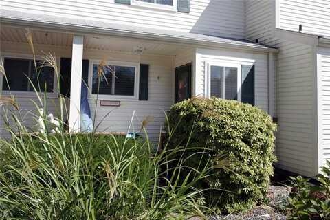 10 East Beach Road, Charlestown, RI 02813