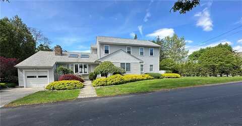 12 Monte Carmele Street, North Providence, RI 02904