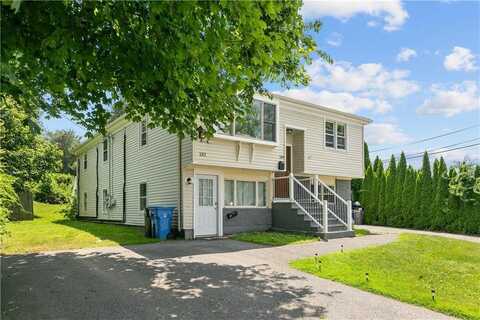 132 Maple Avenue, Middletown, RI 02842