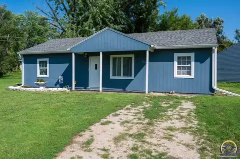 3439 SW Kirklawn AVE, Topeka, KS 66611