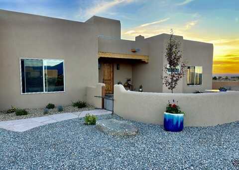 9 Taos Vista Dr, Ranchos de Taos, NM 87557