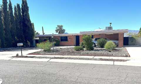 8601 E Mabel Place, Tucson, AZ 85715