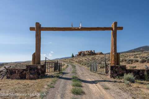 1421 STOCK Trail, Dubois, WY 82513
