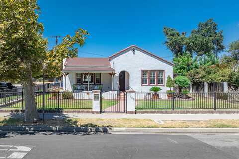 1500 Kaweah Street, Hanford, CA 93230