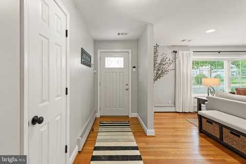 6754 26TH STREET N, ARLINGTON, VA 22213