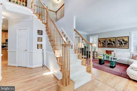 2945 OAKTON KNOLL COURT, OAKTON, VA 22124