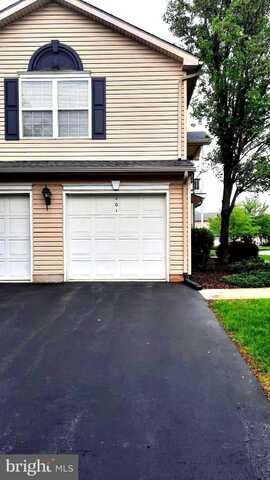 201 SPARROW ROAD, HUMMELSTOWN, PA 17036