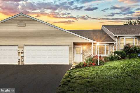 2422 WINTERBERRY LANE, YORK, PA 17406