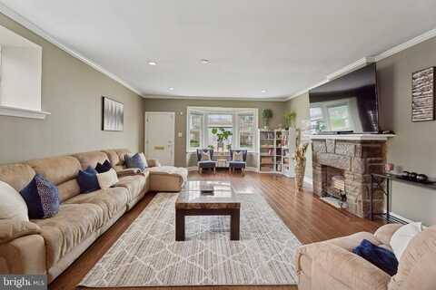 2216 W CHELTENHAM AVENUE, PHILADELPHIA, PA 19138