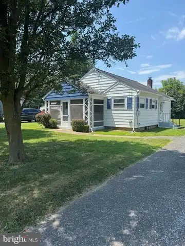 407 BROAD STREET, ELMER, NJ 08318