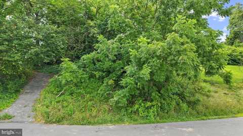 1616 W POPLAR TERRACE, YORK, PA 17404