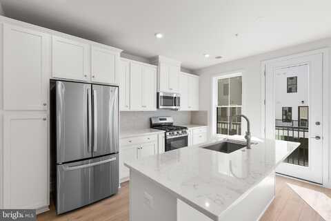 21744 DOLLIS HILL TERRACE, BROADLANDS, VA 20148