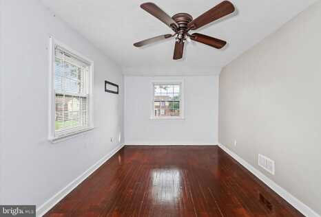 183 RIVERVIEW DRIVE, NEW CASTLE, DE 19720