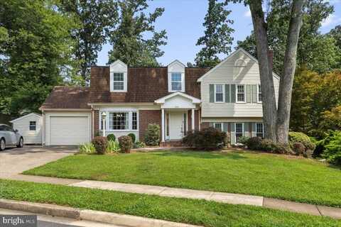 2215 LOCH LOMOND DRIVE, VIENNA, VA 22181