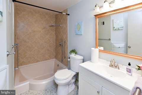 3319 HUNTLEY SQUARE DRIVE, TEMPLE HILLS, MD 20748