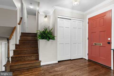 703 N NAYLOR STREET, ALEXANDRIA, VA 22304